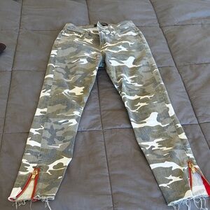 Ethen’s Marcel Camouflage Skinny Jeans with Red Zipper